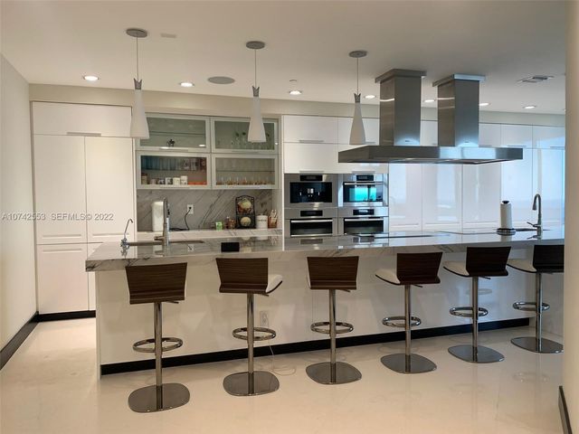 3802 NE 207th Street 2802, Aventura, FL 33180