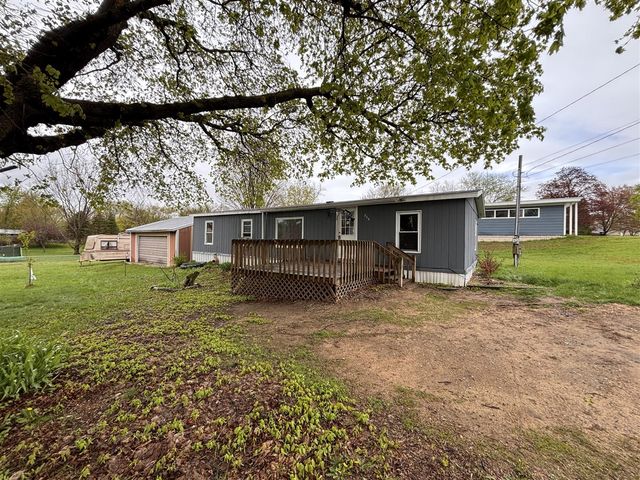 208 Clark Street, Lakeview, MI 48850