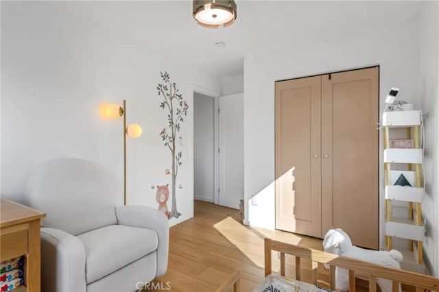 411 Ulysses Street, Los Angeles, CA 90065