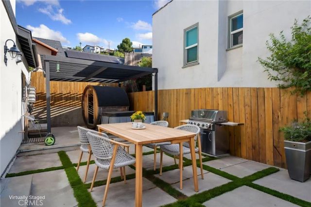 411 Ulysses Street, Los Angeles, CA 90065