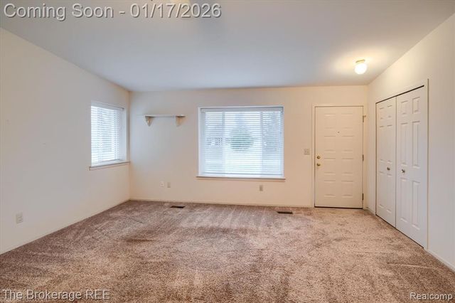 9443 Forestview Circle, Grand Blanc, MI 48439