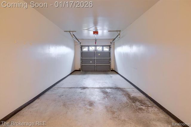 9443 Forestview Circle, Grand Blanc, MI 48439