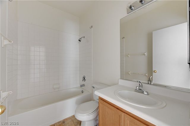 10369 Bent Willow Avenue, Las Vegas, NV 89129