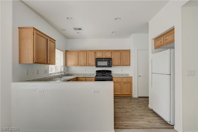 10369 Bent Willow Avenue, Las Vegas, NV 89129