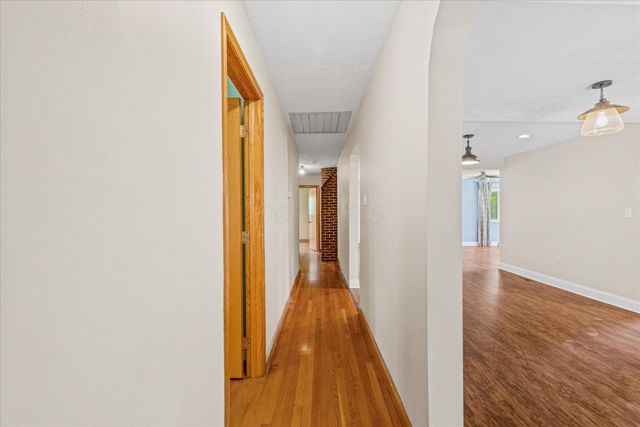 385 Cherrington Road, Westerville, OH 43081