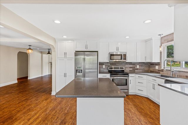 385 Cherrington Road, Westerville, OH 43081