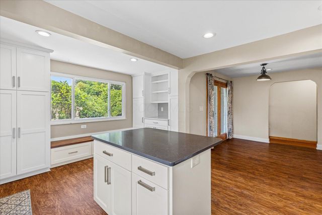 385 Cherrington Road, Westerville, OH 43081