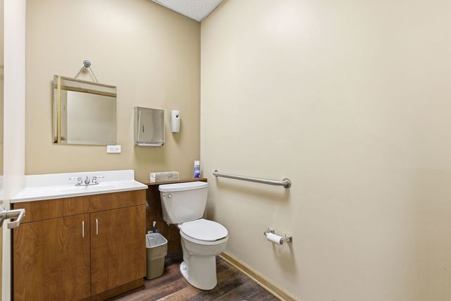 2507 N Halsted Street, Chicago, IL 60614