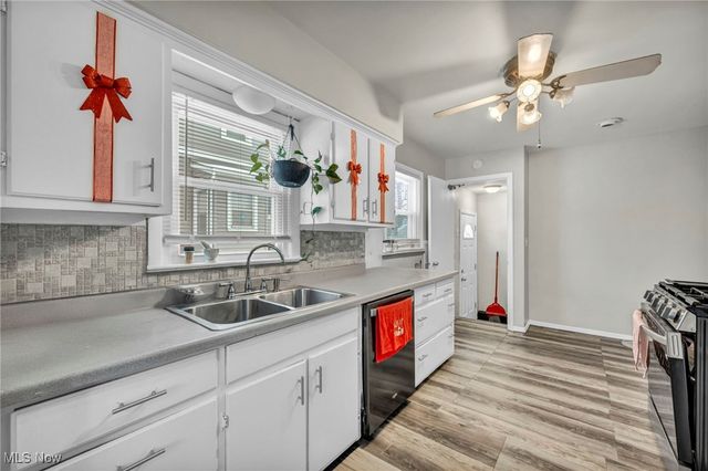 14 Ennis Avenue, Bedford, OH 44146