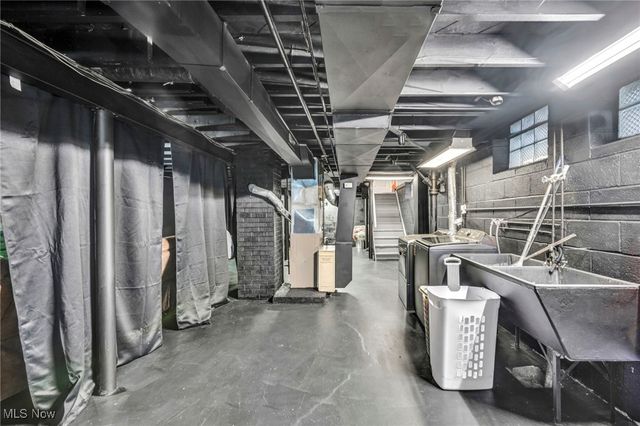 14 Ennis Avenue, Bedford, OH 44146