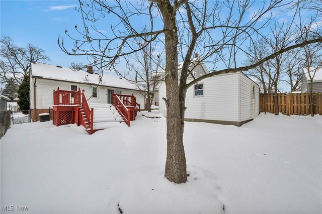 14 Ennis Avenue, Bedford, OH 44146