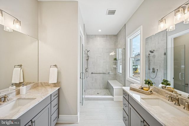 355 BRONSON CIR, Trappe, PA 19426