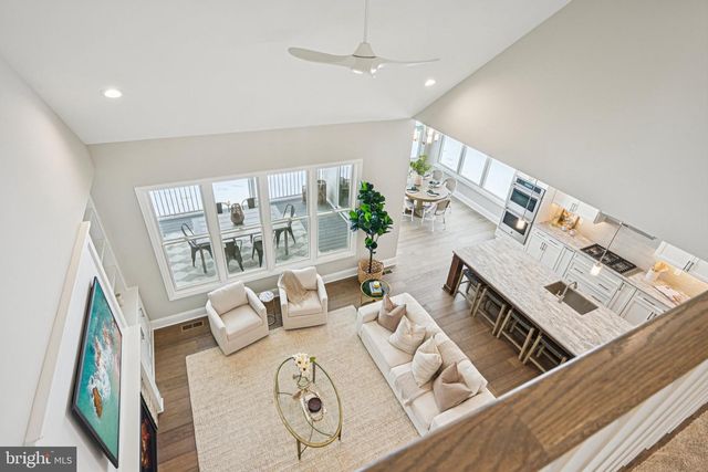 355 BRONSON CIR, Trappe, PA 19426