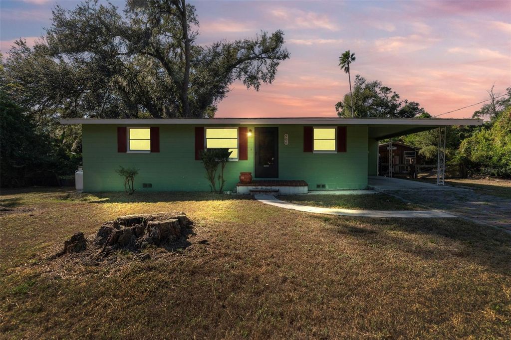 906 STANBERRY DRIVE, Brandon, FL 33511