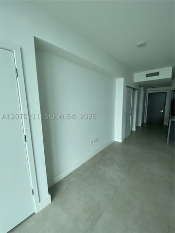 1080 Brickell Ave 2505, Miami, FL 33131