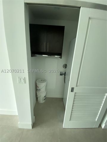 1080 Brickell Ave 2505, Miami, FL 33131
