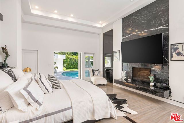 1166 San Ysidro Drive, Beverly Hills, CA 90210