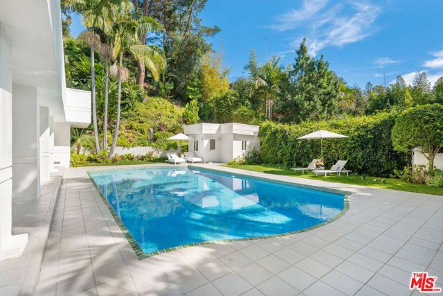 1166 San Ysidro Drive, Beverly Hills, CA 90210