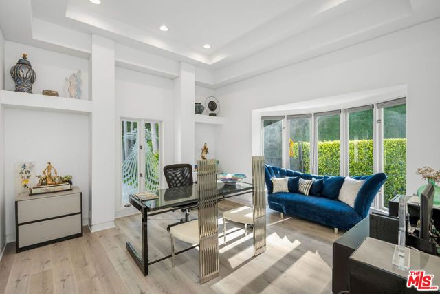 1166 San Ysidro Drive, Beverly Hills, CA 90210