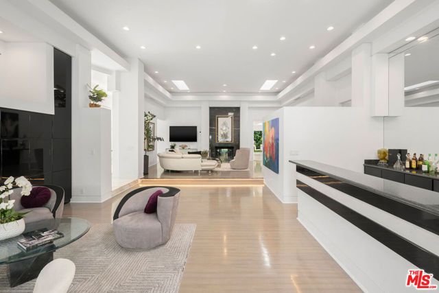 1166 San Ysidro Drive, Beverly Hills, CA 90210