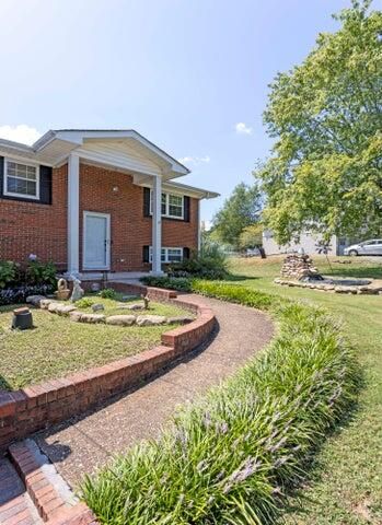 7204 Fairbanks Road, Hixson, TN 37343