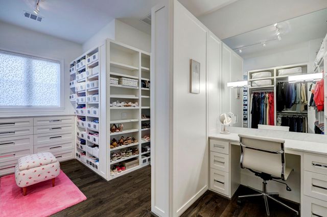 2501 Yupon Street, Houston, TX 77006