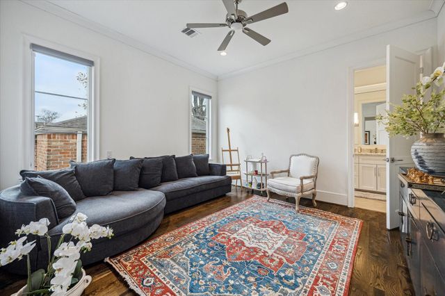 2501 Yupon Street, Houston, TX 77006