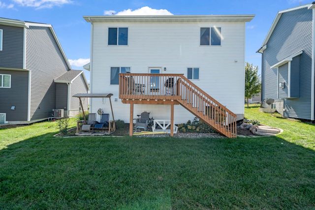323 Marie Avenue, Norwalk, IA 50211