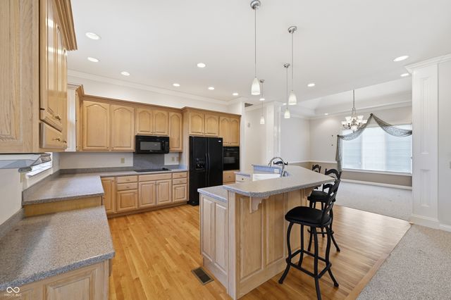 1325 E Jessup Way, Mooresville, IN 46158