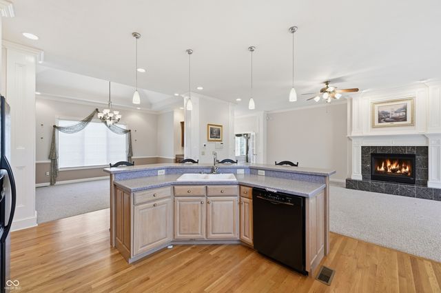 1325 E Jessup Way, Mooresville, IN 46158
