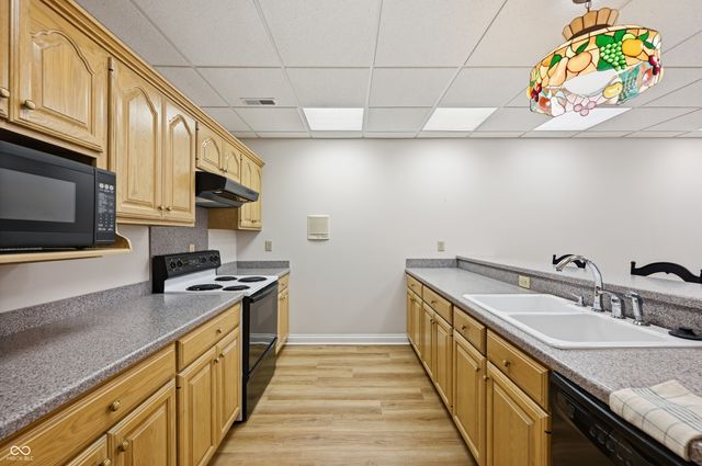 1325 E Jessup Way, Mooresville, IN 46158