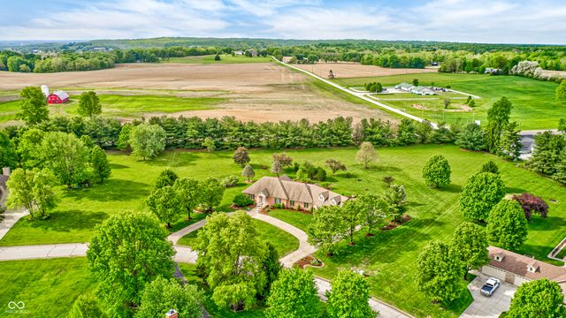 1325 E Jessup Way, Mooresville, IN 46158