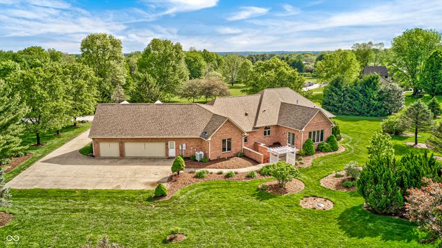 1325 E Jessup Way, Mooresville, IN 46158
