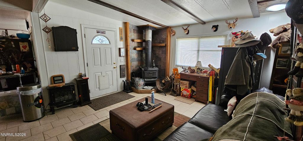 Image 15 of property listing at 8 Buckhorn Court, Kingston, NV 89310