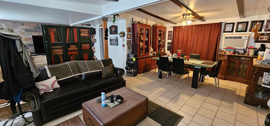 Image 18 of property listing at 8 Buckhorn Court, Kingston, NV 89310