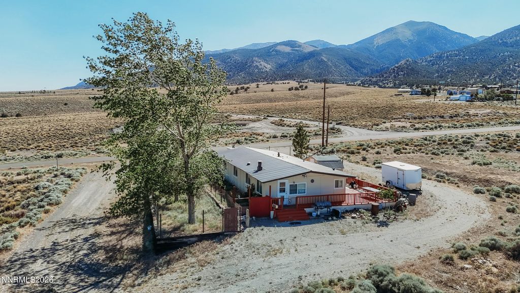 Image 2 of property listing at 8 Buckhorn Court, Kingston, NV 89310