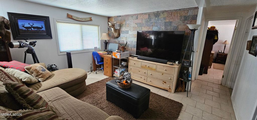 Image 25 of property listing at 8 Buckhorn Court, Kingston, NV 89310