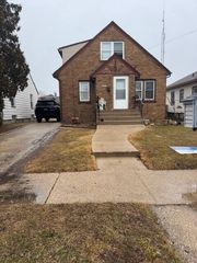 5007 25th AVENUE, Kenosha, WI 53140