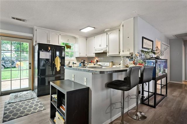30 A Street, Lake Lotawana, MO 64086