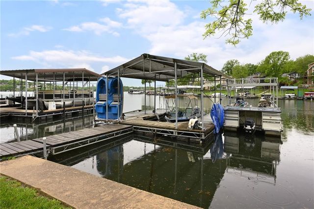 30 A Street, Lake Lotawana, MO 64086