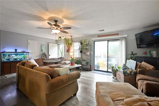 30 A Street, Lake Lotawana, MO 64086