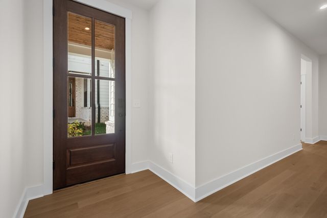 2060 Conductor Ln, Thompsons Station, TN 37179