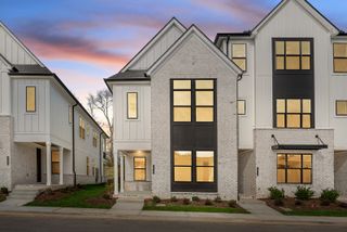 2060 Conductor Ln, Thompsons Station, TN 37179