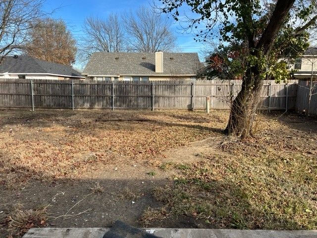 4743 Shadyway Drive, Arlington, TX 76018