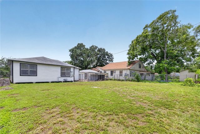 4218 Carlton St, Corpus Christi, TX 78415