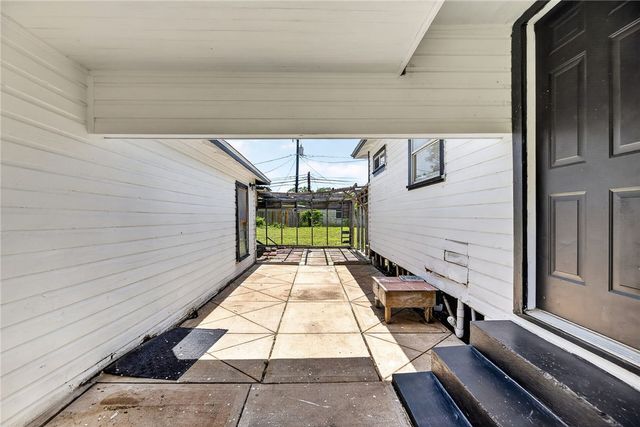 4218 Carlton St, Corpus Christi, TX 78415
