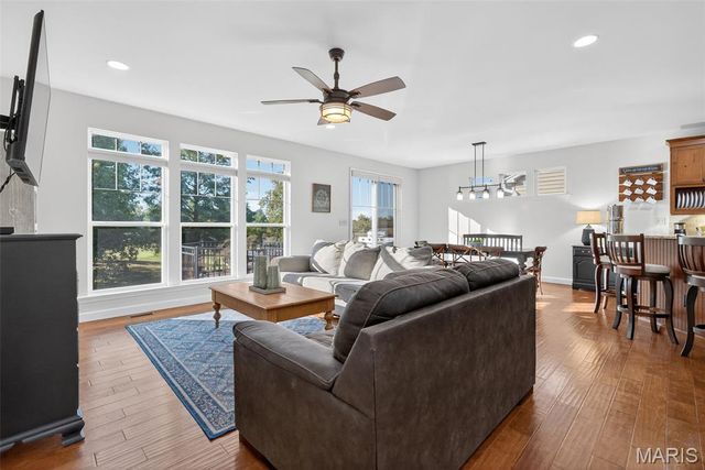 128 Vistalago Place, Cottleville, MO 63376