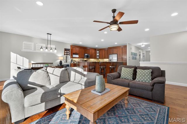 128 Vistalago Place, Cottleville, MO 63376