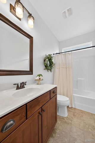 128 Vistalago Place, Cottleville, MO 63376