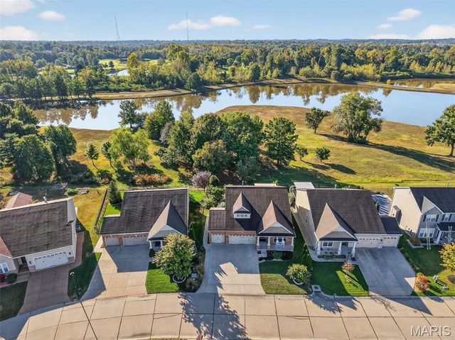 128 Vistalago Place, Cottleville, MO 63376